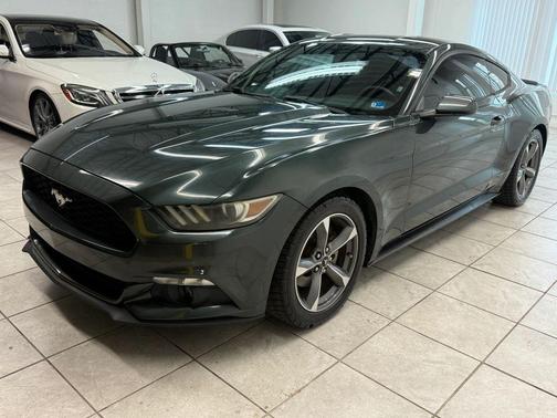 2015 Ford Mustang V6