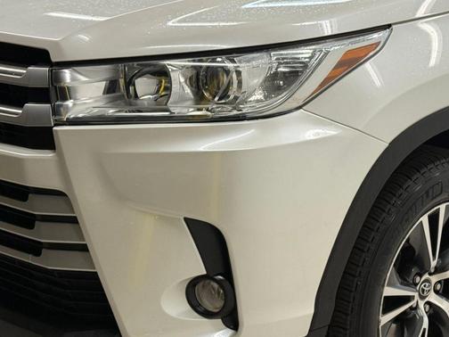 2017 Toyota Highlander LE Plus