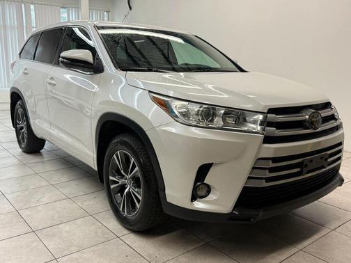 2017 Toyota Highlander LE Plus