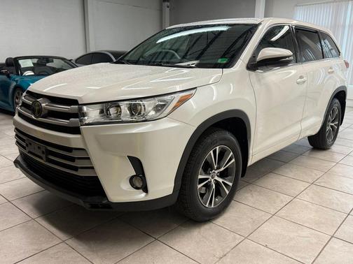 2017 Toyota Highlander LE Plus