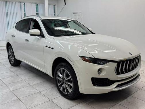 2017 Maserati Levante Base
