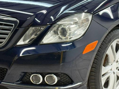 2011 Mercedes-Benz E-Class E 350 4MATIC Sedan 4D