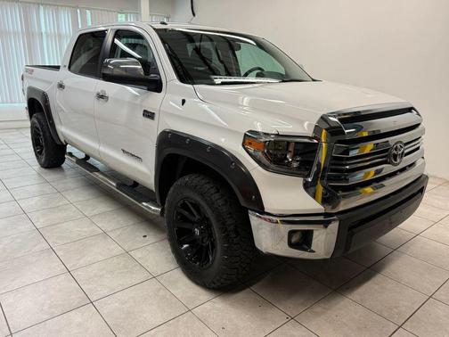 Super White 2014 Toyota Tundra SR5