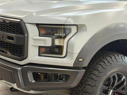 2017 Ford F-150 Raptor