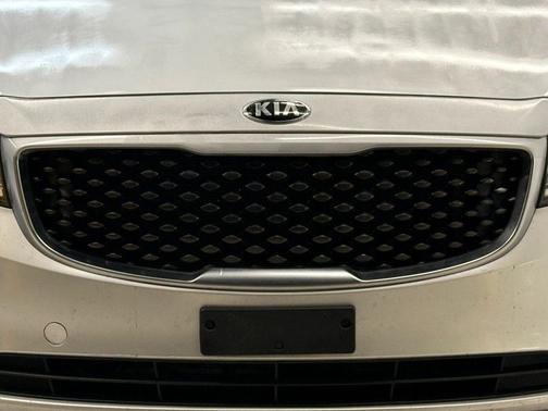 2017 Kia Sedona LX