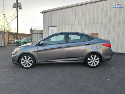 2014 Hyundai Accent GLS