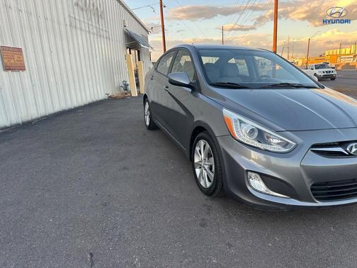 2014 Hyundai Accent GLS