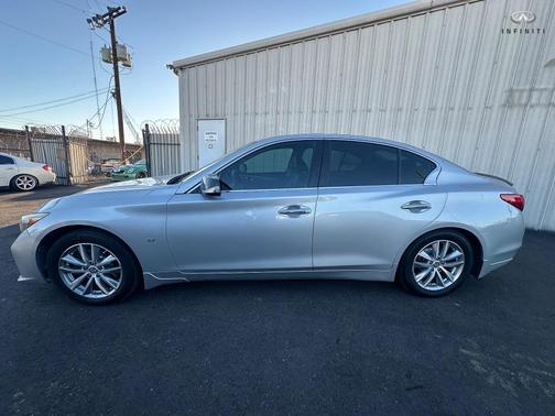 2014 INFINITI Q50 Premium
