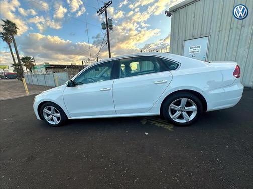 2013 Volkswagen Passat 2.5 SE