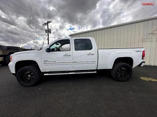 2012 GMC Sierra 2500 Denali