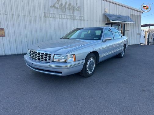 Silvermist Metallic 1997 Cadillac DeVille Base