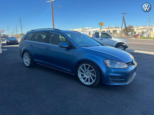 2015 Volkswagen Golf SportWagen TDI S 4-Door