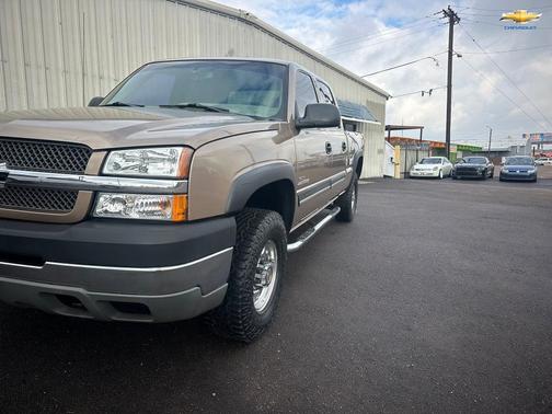 2003 Chevrolet Silverado 2500 LS H/D Crew Cab