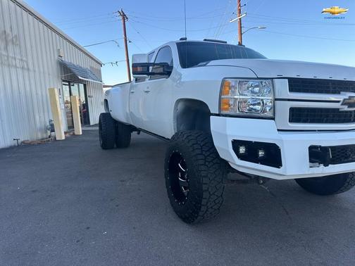 2008 Chevrolet Silverado 3500 LTZ Crew Cab