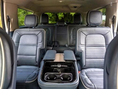 2019 Lincoln Navigator L Black Label