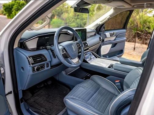 2019 Lincoln Navigator L Black Label