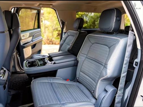 2019 Lincoln Navigator L Black Label