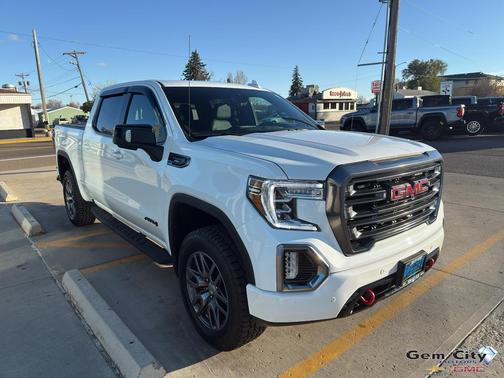 2021 GMC Sierra 1500 AT4