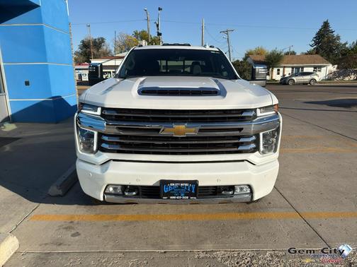 2022 Chevrolet Silverado 3500 High Country