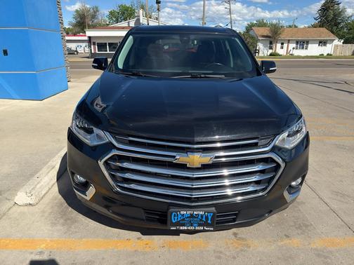 Mosaic Black Metallic 2019 Chevrolet Traverse High Country