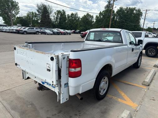 2005 Ford F-150 XL