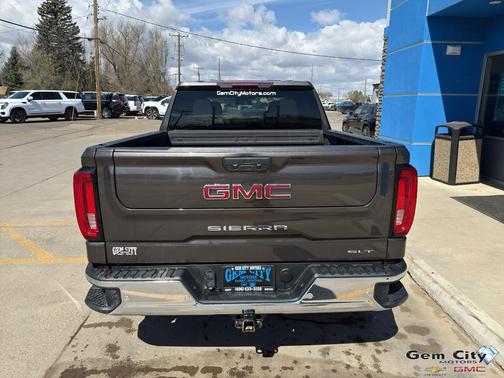 Smokey Quartz Metallic 2019 GMC Sierra 1500 SLT