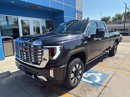 2025 GMC Sierra 2500 Denali