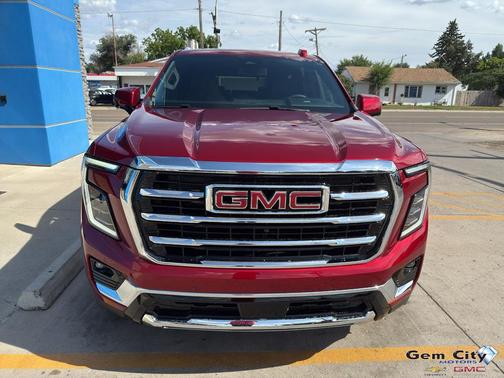 2025 GMC Yukon SLT
