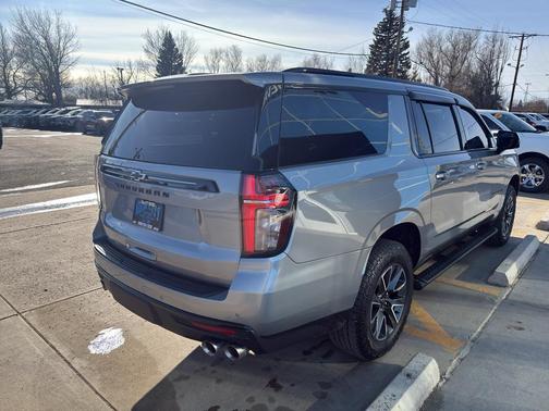 2024 Chevrolet Suburban 4WD Z71