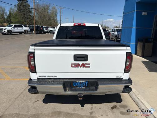 Summit White 2017 GMC Sierra 1500 SLT