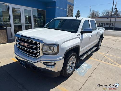 Summit White 2017 GMC Sierra 1500 SLT
