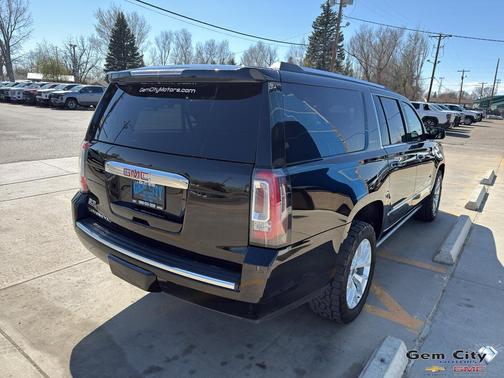 Onyx Black 2020 GMC Yukon XL Denali