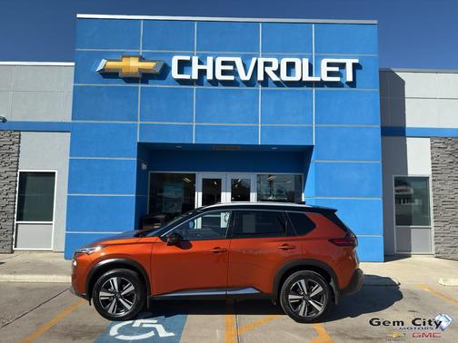 2021 Nissan Rogue SL