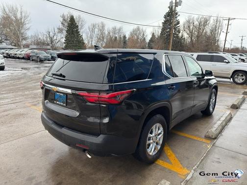 2023 Chevrolet Traverse LS