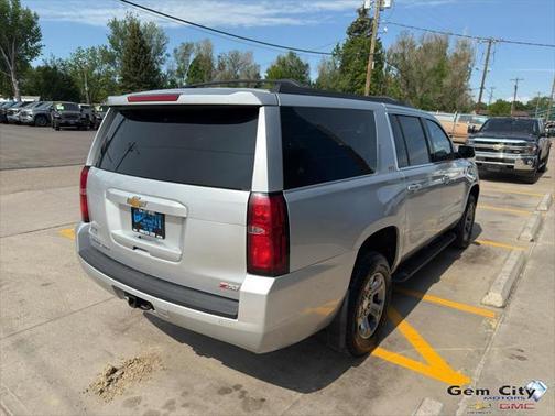2019 Chevrolet Suburban LT