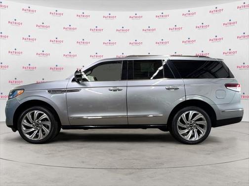 2022 Lincoln Navigator Reserve
