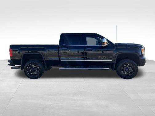 2017 GMC Sierra 2500 Denali