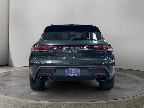 2024 Porsche Macan T