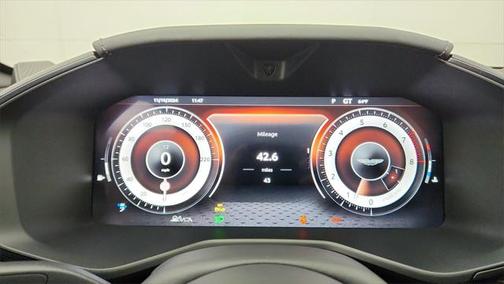 2025 Aston Martin DBX 707