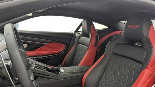 2025 Aston Martin DB12