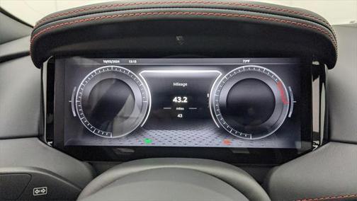 2025 Aston Martin DB12