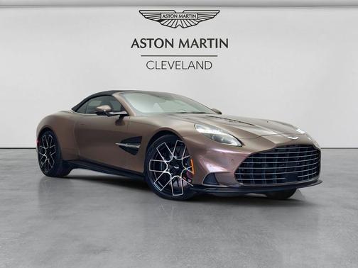 Magneto Bronze 2026 Aston Martin Vanquish Volante