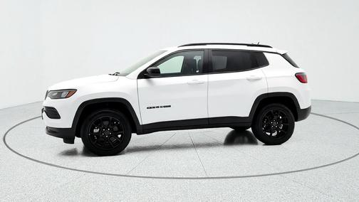 Bright White Clearcoat 2026 Jeep Compass Latitude