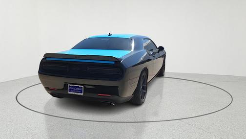 Pitch Black Clearcoat 2022 Dodge Challenger R/T