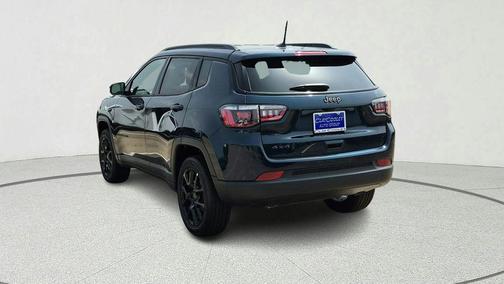 Fathom Blue Pearlcoat 2026 Jeep Compass Latitude