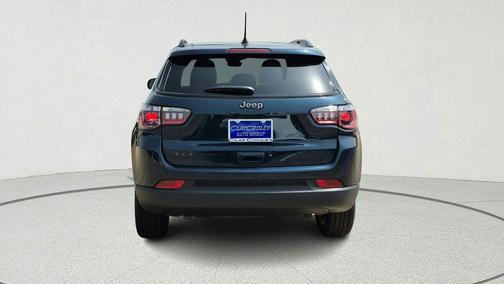 Fathom Blue Pearlcoat 2026 Jeep Compass Latitude