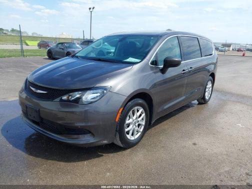 Granite Crystal Clearcoat Metallic 2021 Chrysler Voyager LX