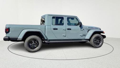 Anvil Clearcoat 2026 Jeep Gladiator Texas Trail
