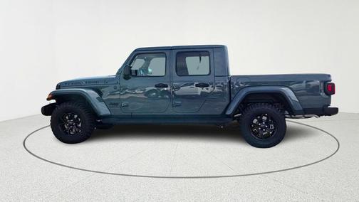 Anvil Clearcoat 2026 Jeep Gladiator Texas Trail