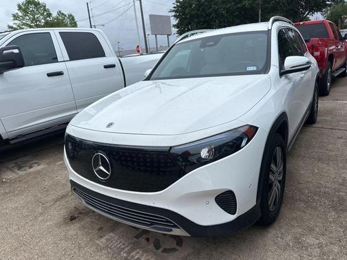Digital White 2024 Mercedes-Benz EQB 250 Base
